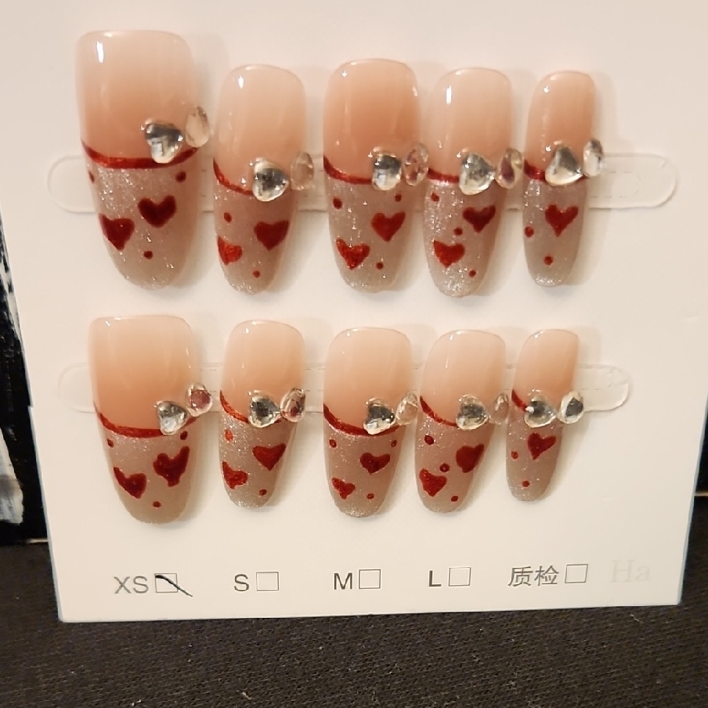 Heart Design Press-On Nails